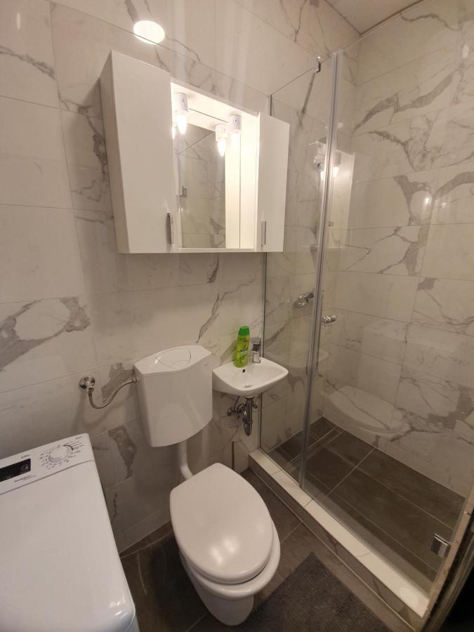 Maribor City Center Minidorm Apartment Luaran gambar