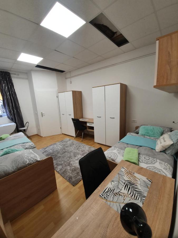 Maribor City Center Minidorm Apartment Luaran gambar