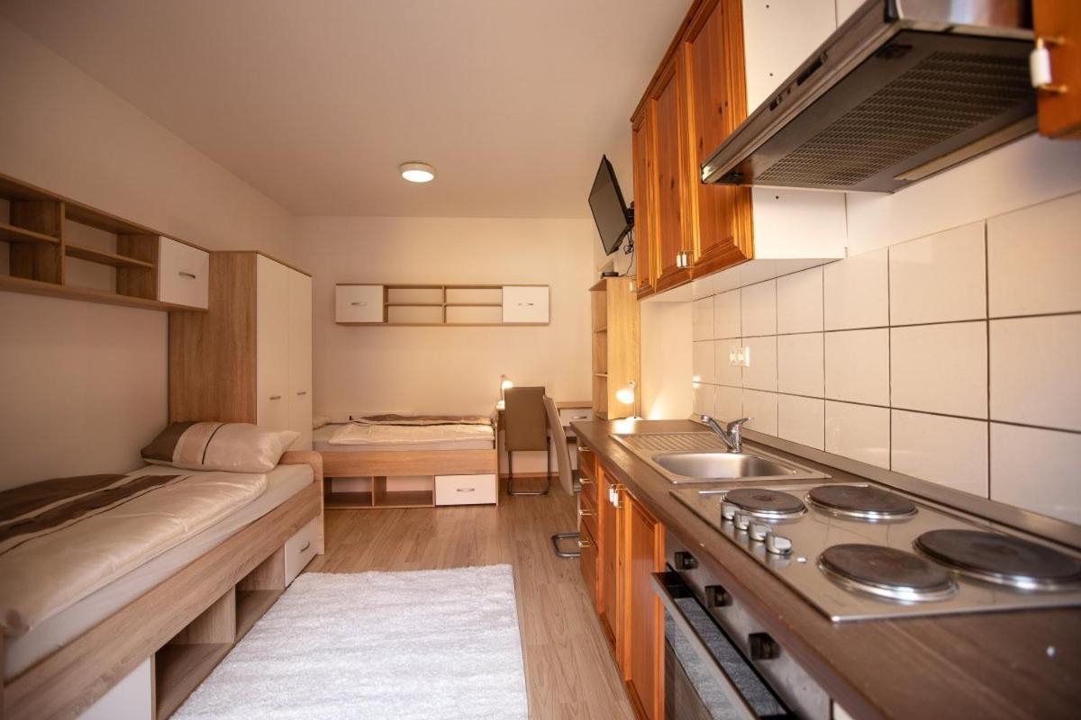Maribor City Center Minidorm Apartment Luaran gambar