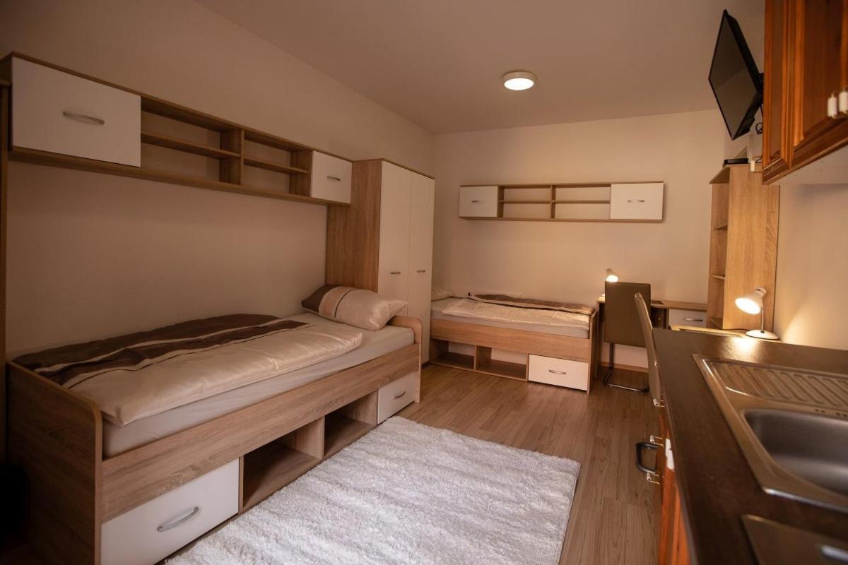 Maribor City Center Minidorm Apartment Luaran gambar