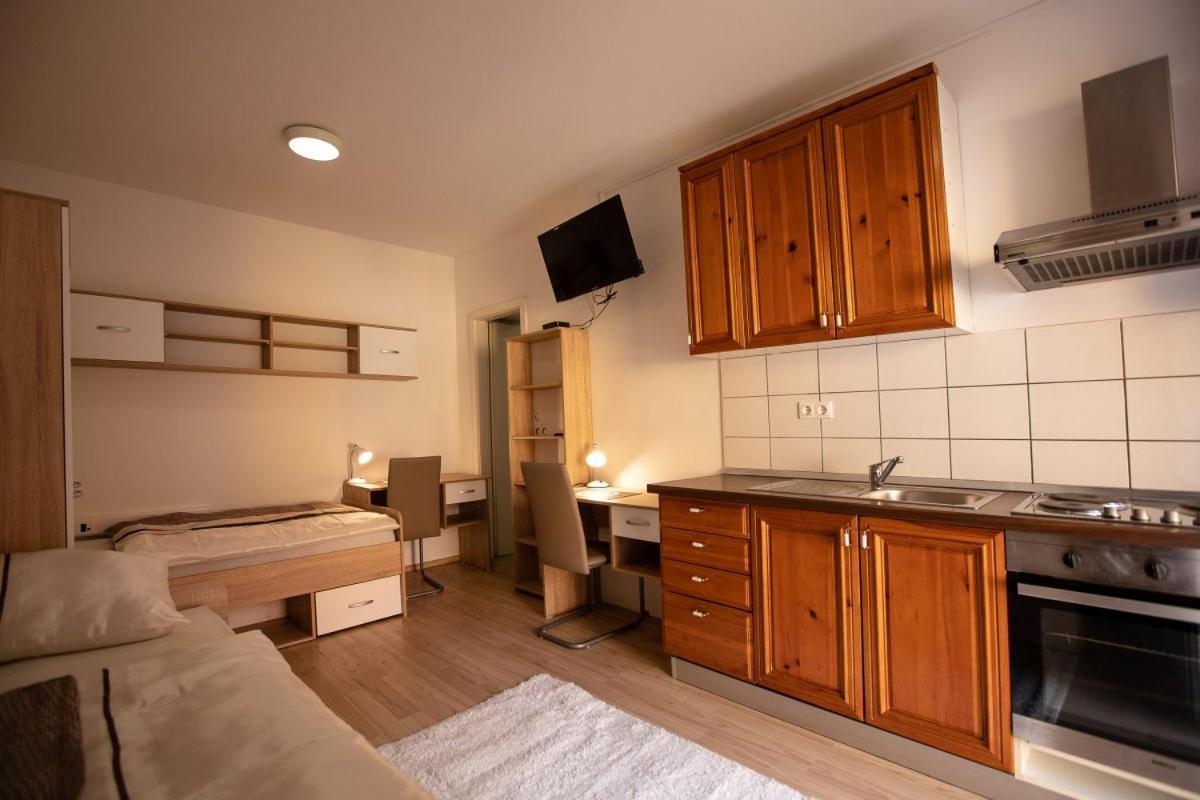 Maribor City Center Minidorm Apartment Luaran gambar